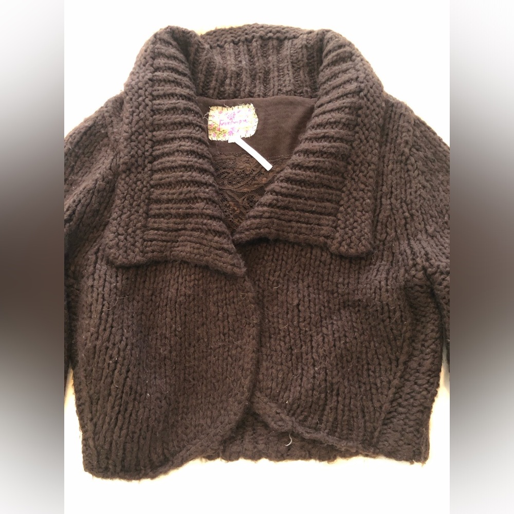 Free People knitted cropped long sleeve cardigan